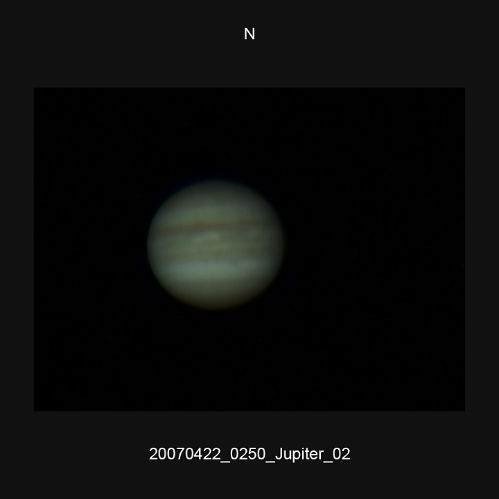 20070422_0250_Jupiter_02.JPG -   Newton d 309,5 / af 5730 (Barlow) Phillips 740K UV-IR-Cut filter 640x480 AVI-750 (15 frames/s) Giotto, A-PS-CS3  
