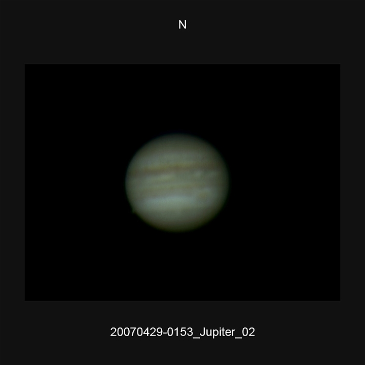 20070429_0153_Jupiter_02.JPG -   Newton d 309,5 / af 5730 (Barlow) Phillips 740K UV-IR-Cut filter 640x480 AVI-750 (15 frames/s) Giotto, A-PS-CS3  